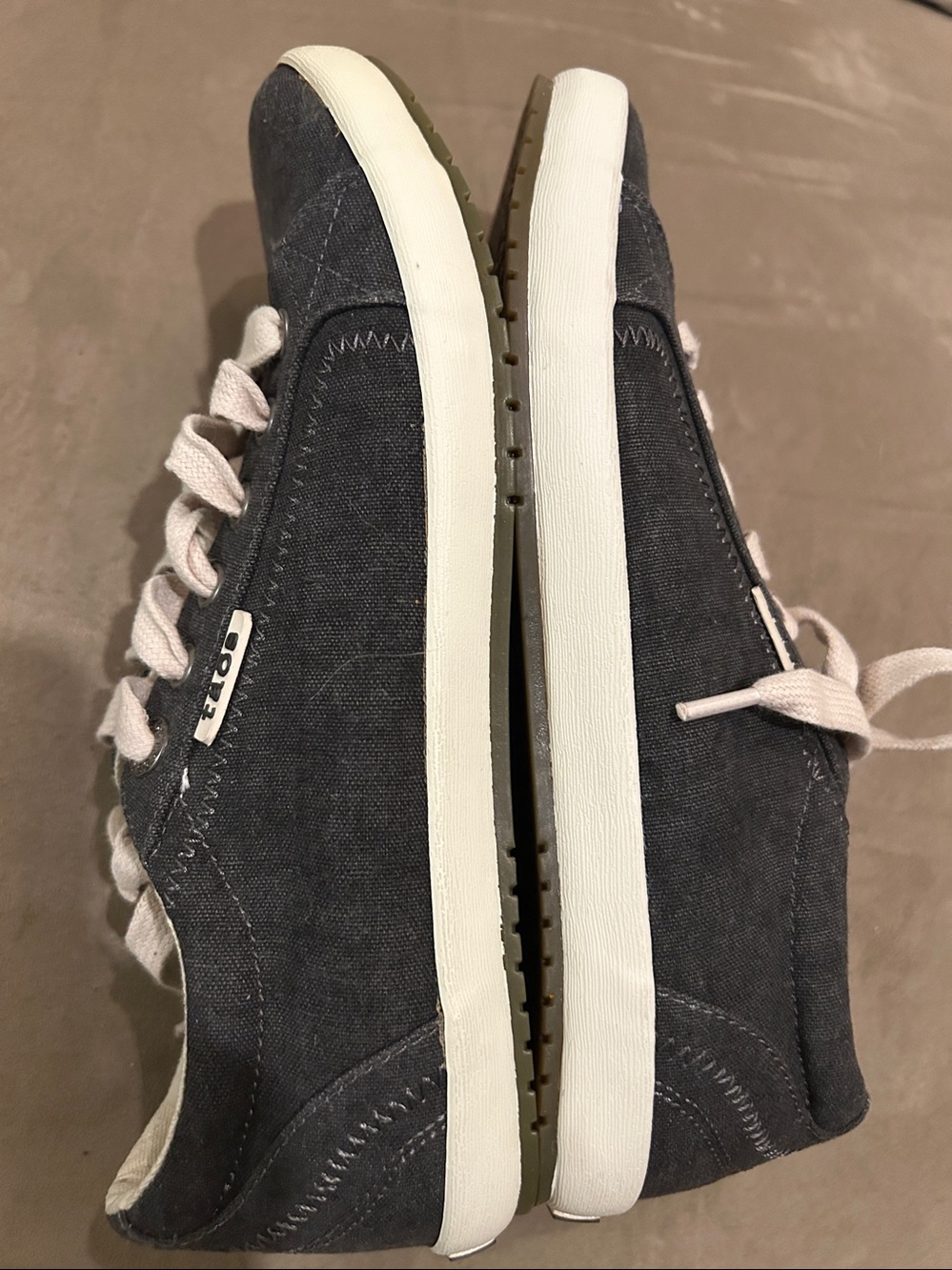 Taos Star Lace Up Sneakers - Picture 6 of 8
